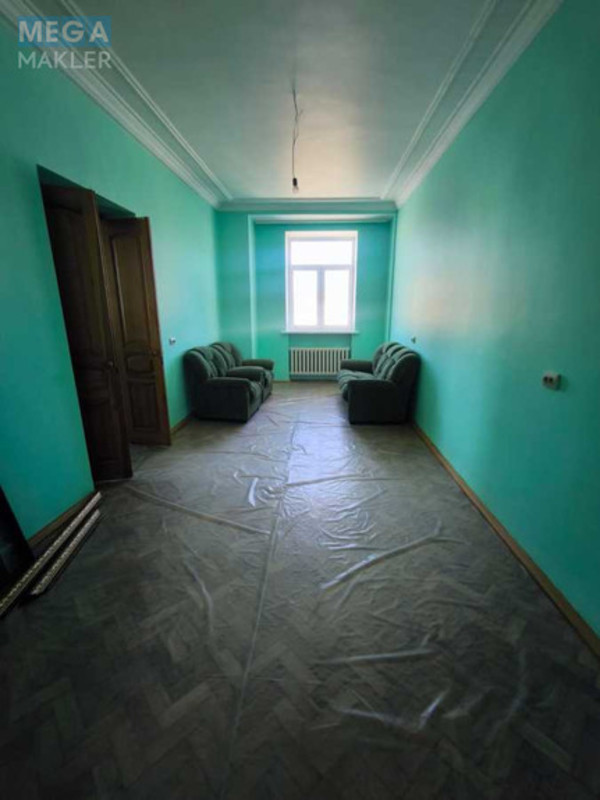 Продаж 8 кімнатної квартири (186/130/16), 7 пов. 7 пов. будинку, <a class="location-link" href="/kiev/" title="Недвижимость Київ">Київ</a>, <a class="location-link" href="/kiev/shevchenkovskij/" title="Недвижимость Шевченківський район">Шевченківський р-н</a>, Пушкинская ул., 20а (изображение 5)