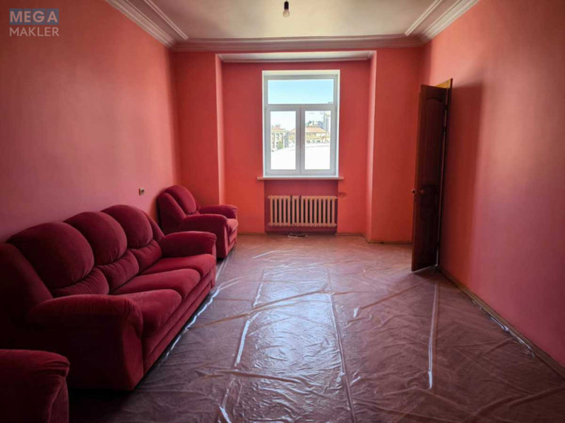 Продаж 8 кімнатної квартири (186/130/16), 7 пов. 7 пов. будинку, <a class="location-link" href="/kiev/" title="Недвижимость Київ">Київ</a>, <a class="location-link" href="/kiev/shevchenkovskij/" title="Недвижимость Шевченківський район">Шевченківський р-н</a>, Пушкинская ул., 20а (изображение 10)