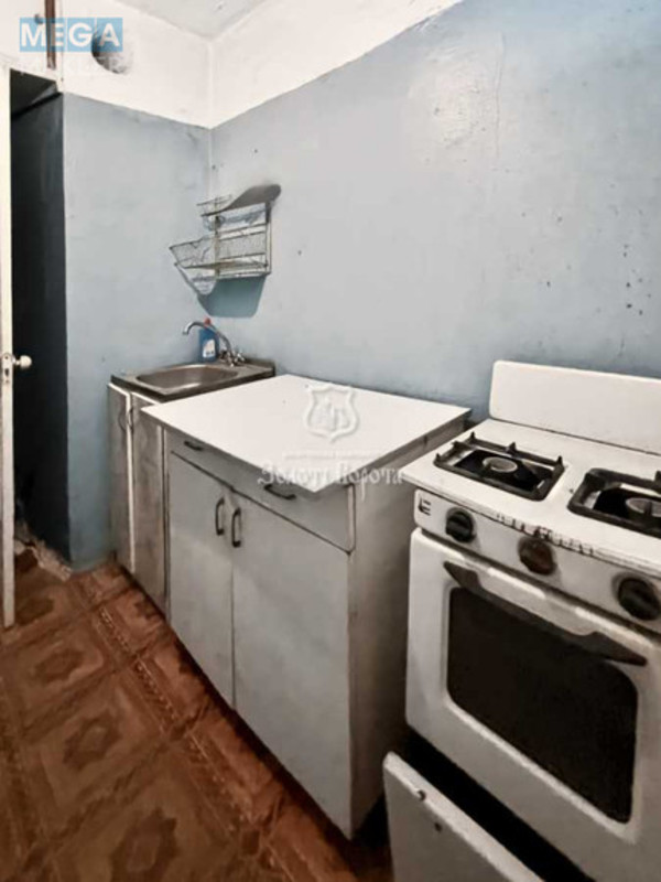 Продаж 1 кімнатної квартири (29,5/17,8/3,8), 6 пов. 9 пов. будинку, <a class="location-link" href="/kiev/" title="Недвижимость Київ">Київ</a>, <a class="location-link" href="/kiev/solomenskij/" title="Недвижимость Солом'янський район">Солом'янський р-н</a>, Сімї Ідзиковських вул., 17 (изображение 7)