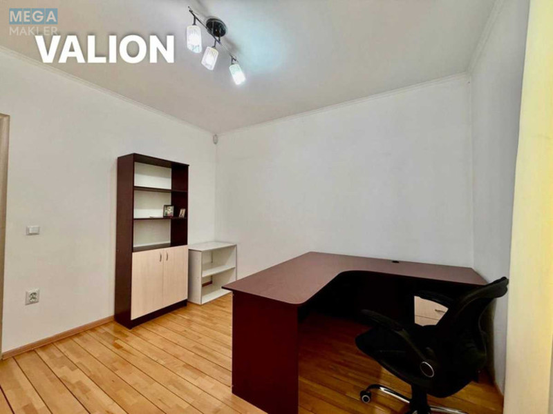 Продаж дома, 2&nbsp;поверху, 205&nbsp;кв.м, 5&nbsp;кімнат, ділянка 6&nbsp;соток, <a class="location-link" href="/borispol/" title="Недвижимость Бориспіль">Бориспіль</a>, Лісна (изображение 13)
