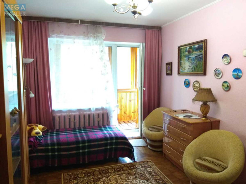 Оренда 1 кімнатної квартири, <a class="location-link" href="/kiev/" title="Недвижимость Київ">Київ</a>, <a class="location-link" href="/kiev/svyatoshinskij/" title="Недвижимость Святошинський район">Святошинський р-н</a>, Михайла Котельникова вул., 7 (изображение 20)