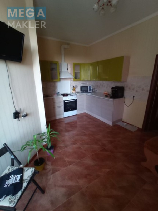 Оренда 2 кімнатної квартири, стандарт, <a class="location-link" href="/kiev/" title="Недвижимость Київ">Київ</a>, <a class="location-link" href="/kiev/shevchenkovskij/" title="Недвижимость Шевченківський район">Шевченківський р-н</a>, вулиця Руданського, 3А ( <img src="https://megamakler.com.ua/metro/ff0000.gif" alt="" class="metro" /> м. Берестейская, 25 хвилин ) (изображение 8)