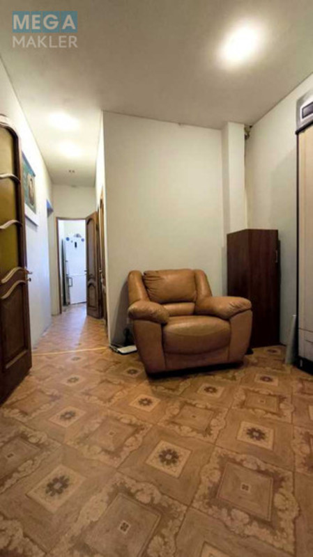 Продаж 3 кімнатної квартири (64/43/7), 2 пов. 2 пов. будинку, <a class="location-link" href="/dnepropetrovsk/" title="Недвижимость Дніпра">Дніпро</a>, Володимира Івасюка (изображение 9)