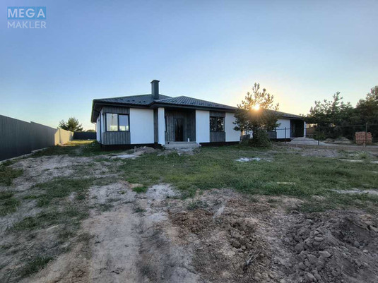 Продаж дома, 1&nbsp; поверх, 130&nbsp;кв.м, 4&nbsp;кімнати, ділянка 9&nbsp;соток, <a class="location-link" href="/putrovka/" title="Недвижимость Путрівка">Путрівка</a>, Короленка (изображение 3)