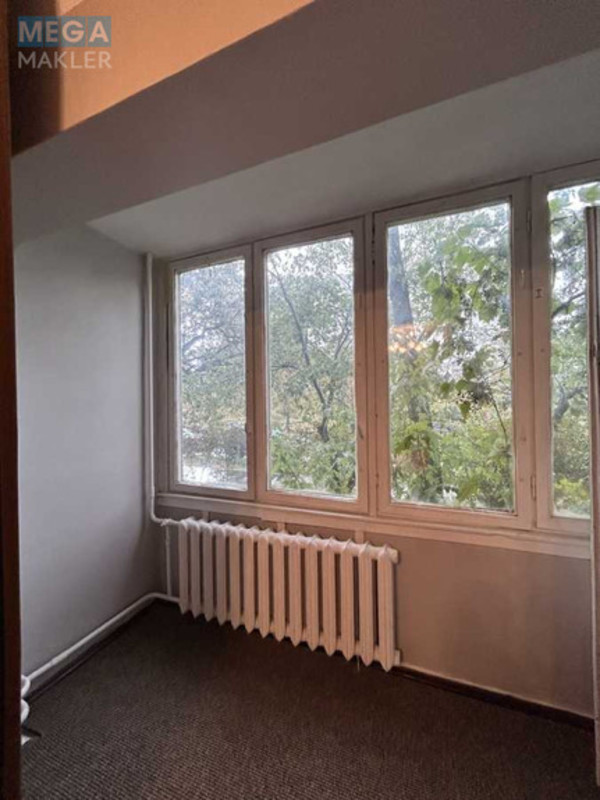 Продаж 3 кімнатної квартири (72/48/8), 1 пов. 9 пов. будинку, <a class="location-link" href="/kiev/" title="Недвижимость Київ">Київ</a>, <a class="location-link" href="/kiev/dneprovskij/" title="Недвижимость Дніпровський район">Дніпровський р-н</a>, Амвросия Бучмы ул., 7 (изображение 3)