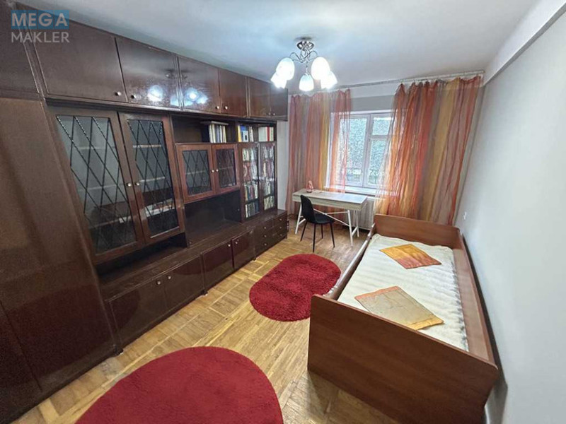 Продаж 3 кімнатної квартири (72/48/8), 1 пов. 9 пов. будинку, <a class="location-link" href="/kiev/" title="Недвижимость Київ">Київ</a>, <a class="location-link" href="/kiev/dneprovskij/" title="Недвижимость Дніпровський район">Дніпровський р-н</a>, Амвросия Бучмы ул., 7 (изображение 5)