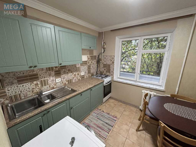 Продаж 3 кімнатної квартири (72/48/8), 1 пов. 9 пов. будинку, <a class="location-link" href="/kiev/" title="Недвижимость Київ">Київ</a>, <a class="location-link" href="/kiev/dneprovskij/" title="Недвижимость Дніпровський район">Дніпровський р-н</a>, Амвросия Бучмы ул., 7 (изображение 9)