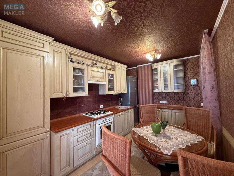 Продаж 1 кімнатної квартири (49/20/12), 6 пов. 10 пов. будинку, <a class="location-link" href="/petrovskoe-selo-kv-kievo-svyatoshinskij-rajon/" title="Недвижимость Петрівське">Петрівське</a>, Теплична, 38 (изображение 4)