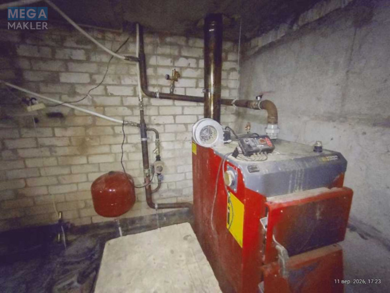 Продаж комерційної нерухомості, 205&nbsp;кв.м, <a class="location-link" href="/kiev/" title="Недвижимость Київ">Київ</a>, <a class="location-link" href="/kiev/desnyanskij/" title="Недвижимость Деснянський район">Деснянський р-н</a>, Пухівська вул., 2 (изображение 23)