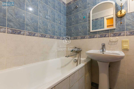 Продаж 1 кімнатної квартири (32,1/17,2/5,7), 3 пов. 5 пов. будинку, <a class="location-link" href="/kiev/" title="Недвижимость Київ">Київ</a>, <a class="location-link" href="/kiev/pecherskij/" title="Недвижимость Печерський район">Печерський р-н</a>, Князів Острозьких вул., 36 (изображение 11)