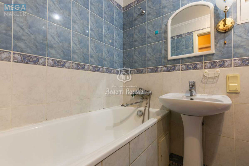 Продаж 1 кімнатної квартири (32,1/17,2/5,7), 3 пов. 5 пов. будинку, <a class="location-link" href="/kiev/" title="Недвижимость Київ">Київ</a>, <a class="location-link" href="/kiev/pecherskij/" title="Недвижимость Печерський район">Печерський р-н</a>, Князів Острозьких вул., 36 (изображение 11)