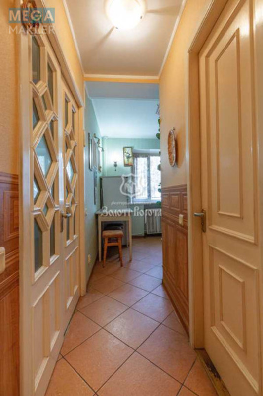 Продаж 1 кімнатної квартири (32,1/17,2/5,7), 3 пов. 5 пов. будинку, <a class="location-link" href="/kiev/" title="Недвижимость Київ">Київ</a>, <a class="location-link" href="/kiev/pecherskij/" title="Недвижимость Печерський район">Печерський р-н</a>, Князів Острозьких вул., 36 (изображение 12)