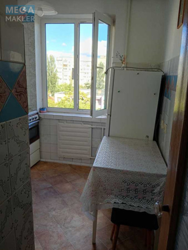 Оренда 2 кімнатної квартири, <a class="location-link" href="/kiev/" title="Недвижимость Київ">Київ</a>, <a class="location-link" href="/kiev/obolonskij/" title="Недвижимость Оболонський район">Оболонський р-н</a>, Героїв Сталінграду просп., 739 (изображение 4)