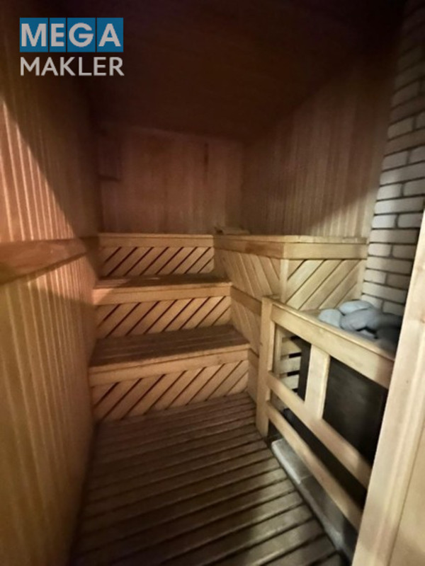 Продаж дома, 3&nbsp;поверху, 433&nbsp;кв.м, 7&nbsp;кімнат, люкс, ділянка 6&nbsp;соток, <a class="location-link" href="/dnepropetrovsk/" title="Недвижимость Дніпра">Дніпро</a>, <a class="location-link" href="/dnepropetrovsk/samarskij/" title="Недвижимость Самарський район">Самарський р-н</a>, Пріднепровск (изображение 10)