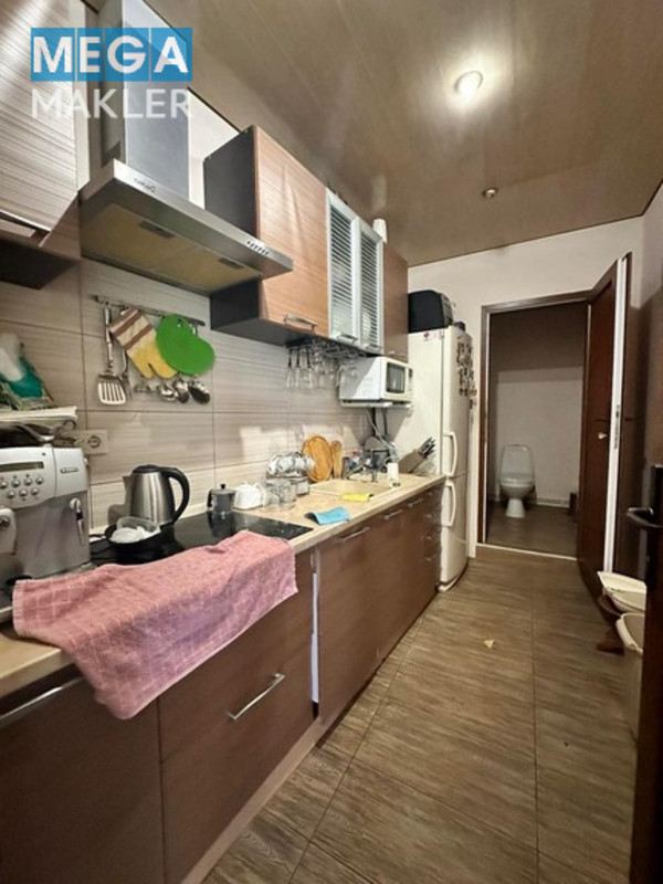 Продаж дома, 3&nbsp;поверху, 433&nbsp;кв.м, 7&nbsp;кімнат, люкс, ділянка 6&nbsp;соток, <a class="location-link" href="/dnepropetrovsk/" title="Недвижимость Дніпра">Дніпро</a>, <a class="location-link" href="/dnepropetrovsk/samarskij/" title="Недвижимость Самарський район">Самарський р-н</a>, Пріднепровск (изображение 13)