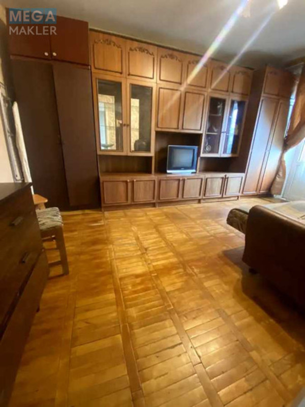 Оренда 1 кімнатної квартири, <a class="location-link" href="/kiev/" title="Недвижимость Київ">Київ</a>, <a class="location-link" href="/kiev/podolskij/" title="Недвижимость Подільський район">Подільський р-н</a>, Правды просп., 68А (изображение 9)