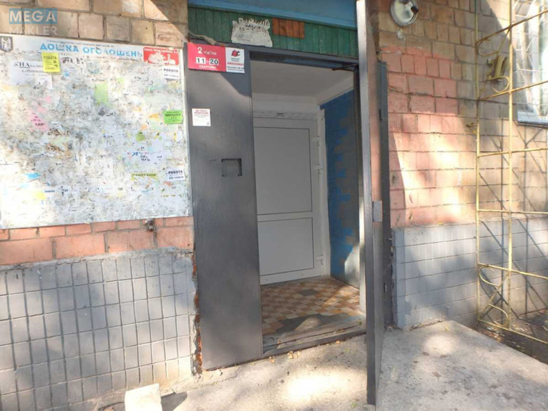 Продаж 1 кімнатної квартири (26/?/?), 2 пов. 5 пов. будинку, <a class="location-link" href="/kiev/" title="Недвижимость Київ">Київ</a>, <a class="location-link" href="/kiev/dneprovskij/" title="Недвижимость Дніпровський район">Дніпровський р-н</a>, Соборності просп., 5А (изображение 15)