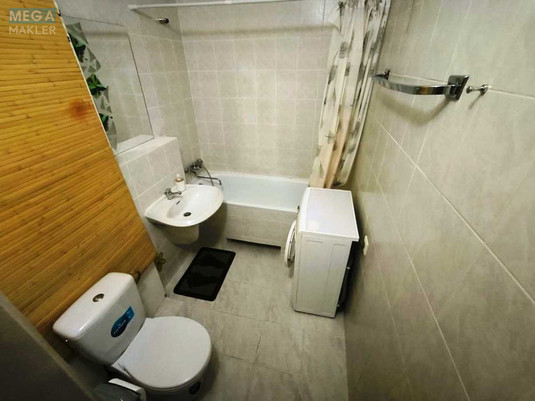Оренда 1 кімнатної квартири, <a class="location-link" href="/kiev/" title="Недвижимость Київ">Київ</a>, <a class="location-link" href="/kiev/pecherskij/" title="Недвижимость Печерський район">Печерський р-н</a>, Генерала Алмазова вул., 6 (изображение 6)