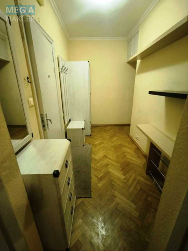 Оренда 1 кімнатної квартири, <a class="location-link" href="/kiev/" title="Недвижимость Київ">Київ</a>, <a class="location-link" href="/kiev/pecherskij/" title="Недвижимость Печерський район">Печерський р-н</a>, Генерала Алмазова вул., 6 (изображение 9)