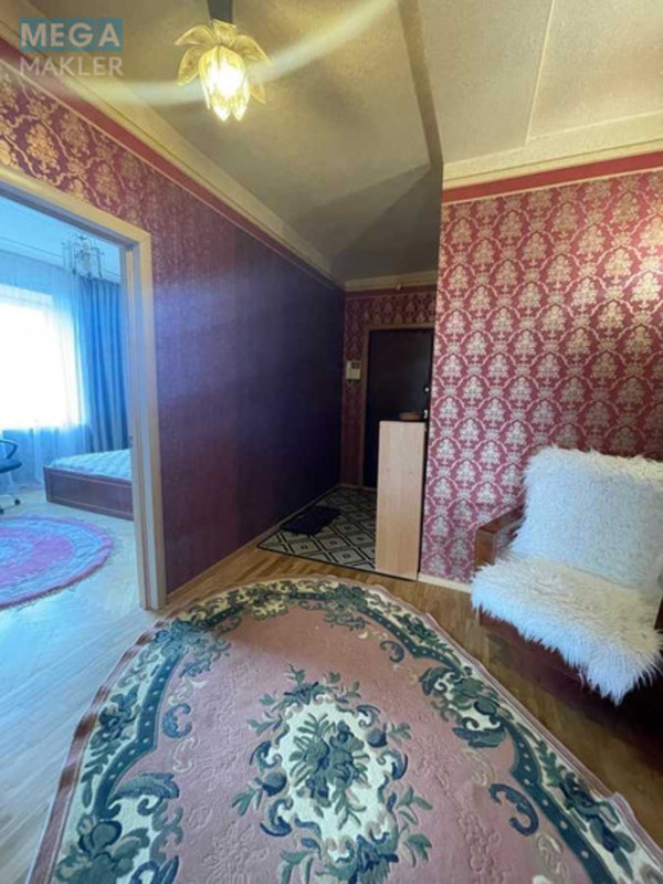 Оренда 3 кімнатної квартири, <a class="location-link" href="/kiev/" title="Недвижимость Київ">Київ</a>, <a class="location-link" href="/kiev/pecherskij/" title="Недвижимость Печерський район">Печерський р-н</a>, Генерала Алмазова вул., 14 (изображение 12)