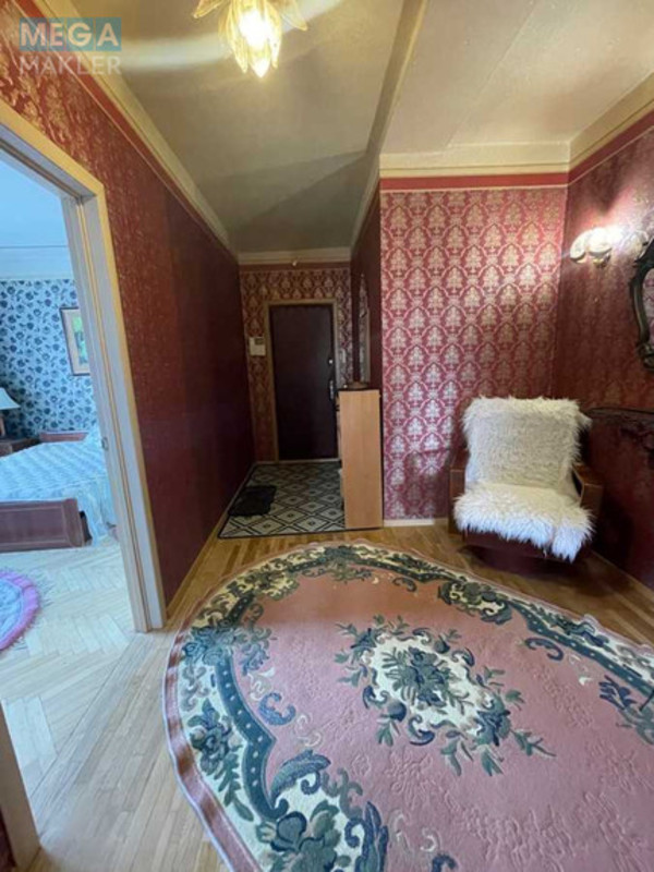 Оренда 3 кімнатної квартири, <a class="location-link" href="/kiev/" title="Недвижимость Київ">Київ</a>, <a class="location-link" href="/kiev/pecherskij/" title="Недвижимость Печерський район">Печерський р-н</a>, Генерала Алмазова вул., 14 (изображение 13)