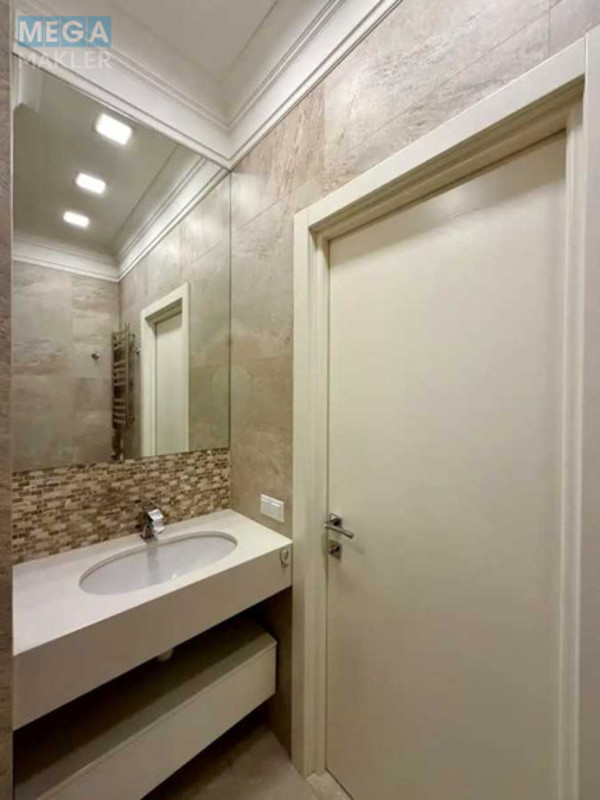 Оренда 3 кімнатної квартири, <a class="location-link" href="/kiev/" title="Недвижимость Київ">Київ</a>, <a class="location-link" href="/kiev/pecherskij/" title="Недвижимость Печерський район">Печерський р-н</a>, Іоанна Павла ІІ вул., 6/1 (изображение 12)