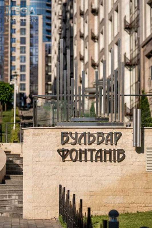 Оренда 3 кімнатної квартири, <a class="location-link" href="/kiev/" title="Недвижимость Київ">Київ</a>, <a class="location-link" href="/kiev/pecherskij/" title="Недвижимость Печерський район">Печерський р-н</a>, Саперне Поле вул., 3 (изображение 12)