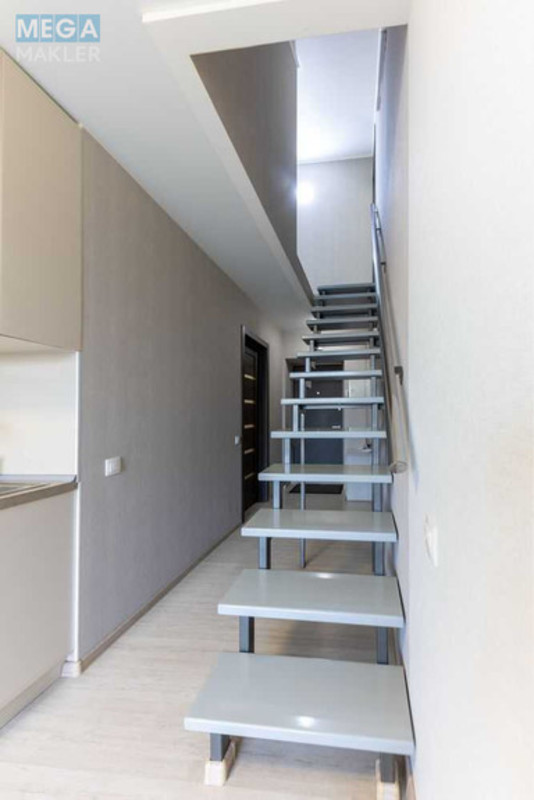 Продаж 3 кімнатної квартири (70/?/13), 6 пов. 6 пов. будинку, <a class="location-link" href="/sofievskaya-borshagovka/" title="Недвижимость Софіївська Борщагівка">Софіївська Борщагівка</a>, Боголюбова, 5 (изображение 8)