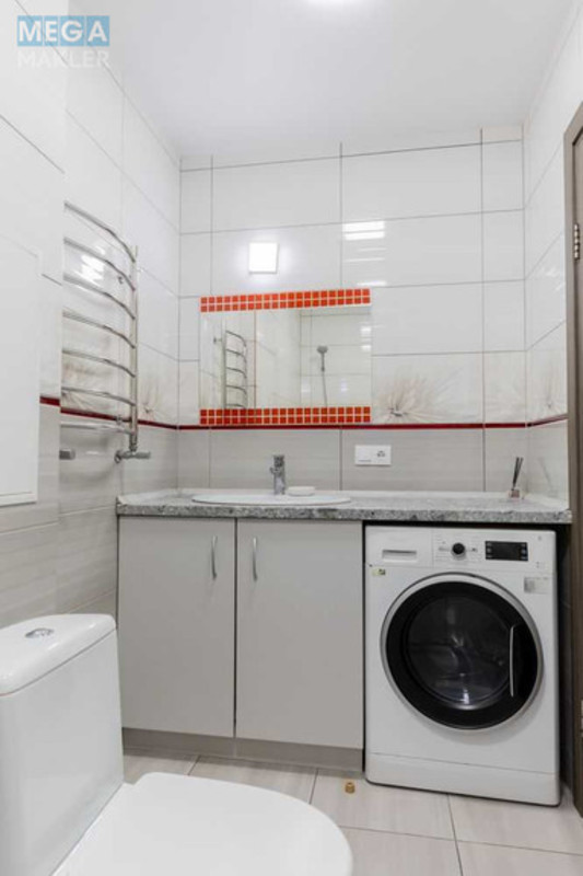 Продаж 3 кімнатної квартири (70/?/13), 6 пов. 6 пов. будинку, <a class="location-link" href="/sofievskaya-borshagovka/" title="Недвижимость Софіївська Борщагівка">Софіївська Борщагівка</a>, Боголюбова, 5 (изображение 12)