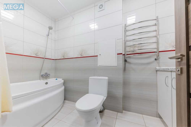 Продаж 3 кімнатної квартири (70/?/13), 6 пов. 6 пов. будинку, <a class="location-link" href="/sofievskaya-borshagovka/" title="Недвижимость Софіївська Борщагівка">Софіївська Борщагівка</a>, Боголюбова, 5 (изображение 13)
