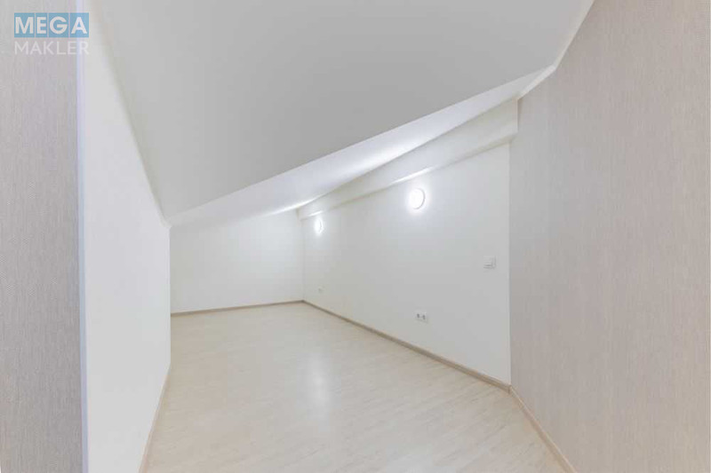 Продаж 3 кімнатної квартири (70/?/13), 6 пов. 6 пов. будинку, <a class="location-link" href="/sofievskaya-borshagovka/" title="Недвижимость Софіївська Борщагівка">Софіївська Борщагівка</a>, Боголюбова, 5 (изображение 16)
