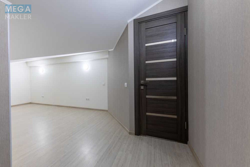 Продаж 3 кімнатної квартири (70/?/13), 6 пов. 6 пов. будинку, <a class="location-link" href="/sofievskaya-borshagovka/" title="Недвижимость Софіївська Борщагівка">Софіївська Борщагівка</a>, Боголюбова, 5 (изображение 21)
