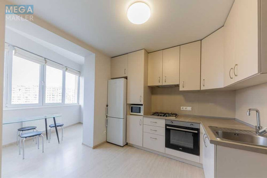 Продаж 3 кімнатної квартири (70/?/13), 6 пов. 6 пов. будинку, <a class="location-link" href="/sofievskaya-borshagovka/" title="Недвижимость Софіївська Борщагівка">Софіївська Борщагівка</a>, Боголюбова, 5 (изображение 23)