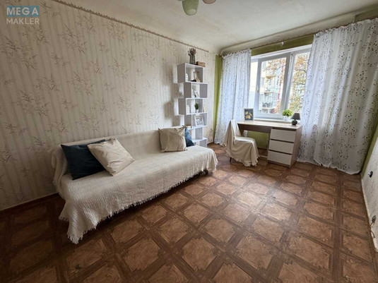 Продаж 2 кімнатної квартири (46/33/5), 2 пов. 5 пов. будинку, <a class="location-link" href="/kiev/" title="Недвижимость Київ">Київ</a>, <a class="location-link" href="/kiev/darnickij/" title="Недвижимость Дарницький район">Дарницький р-н</a>, Бориспольская ул., 43 (изображение 7)