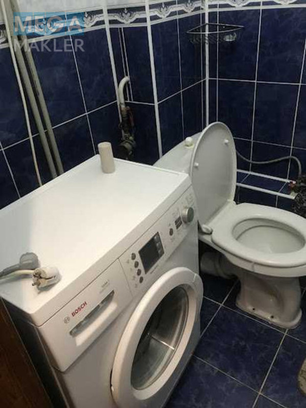 Оренда 1 кімнатної квартири, <a class="location-link" href="/kiev/" title="Недвижимость Київ">Київ</a>, <a class="location-link" href="/kiev/solomenskij/" title="Недвижимость Солом'янський район">Солом'янський р-н</a>, Эрнста ул., 2 (изображение 9)