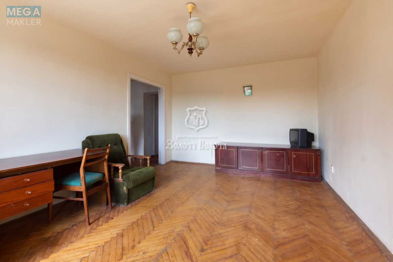 Продаж 3 кімнатної квартири (63,8/39,2/8,4), 5 пов. 5 пов. будинку, <a class="location-link" href="/kiev/" title="Недвижимость Київ">Київ</a>, <a class="location-link" href="/kiev/darnickij/" title="Недвижимость Дарницький район">Дарницький р-н</a>, Поліська вул., 1 (изображение 2)