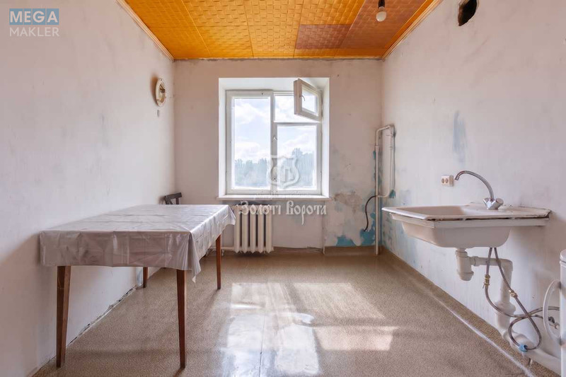 Продаж 3 кімнатної квартири (63,8/39,2/8,4), 5 пов. 5 пов. будинку, <a class="location-link" href="/kiev/" title="Недвижимость Київ">Київ</a>, <a class="location-link" href="/kiev/darnickij/" title="Недвижимость Дарницький район">Дарницький р-н</a>, Поліська вул., 1 (изображение 8)