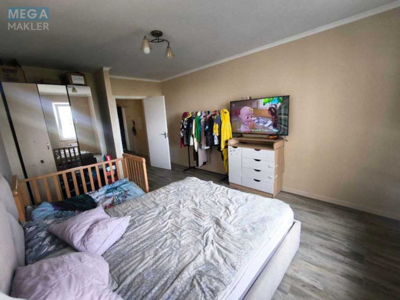 Продаж 3 кімнатної квартири (96/?/21), 14 пов. 25 пов. будинку, <a class="location-link" href="/kiev/" title="Недвижимость Київ">Київ</a>, <a class="location-link" href="/kiev/goloseevskij/" title="Недвижимость Голосіївський район">Голосіївський р-н</a>, Ясиноватский пер., 11 (изображение 7)