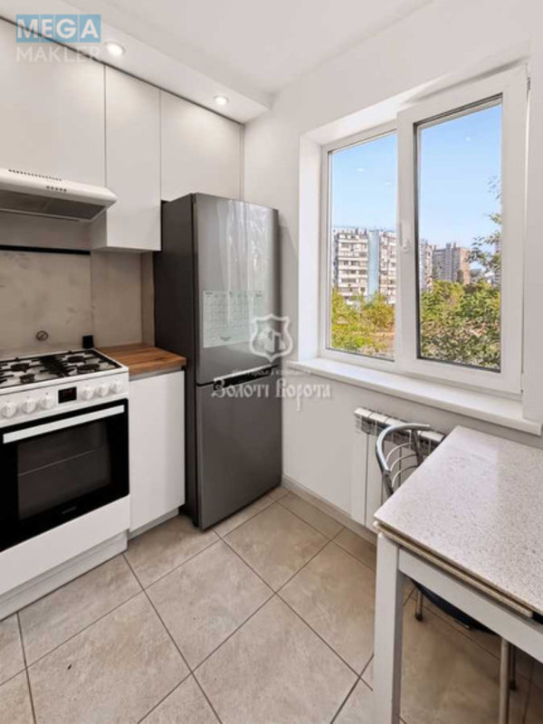 Продаж 2 кімнатної квартири (51,8/28,6/7,9), 4 пов. 9 пов. будинку, <a class="location-link" href="/kiev/" title="Недвижимость Київ">Київ</a>, <a class="location-link" href="/kiev/desnyanskij/" title="Недвижимость Деснянський район">Деснянський р-н</a>, Каштанова вул., 13 (изображение 3)