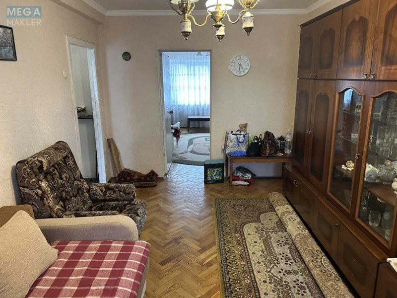 Продаж 2 кімнатної квартири (46/30/7,7), 3 пов. 5 пов. будинку, <a class="location-link" href="/kiev/" title="Недвижимость Київ">Київ</a>, <a class="location-link" href="/kiev/solomenskij/" title="Недвижимость Солом'янський район">Солом'янський р-н</a>, Волинська вул., 31 (изображение 2)