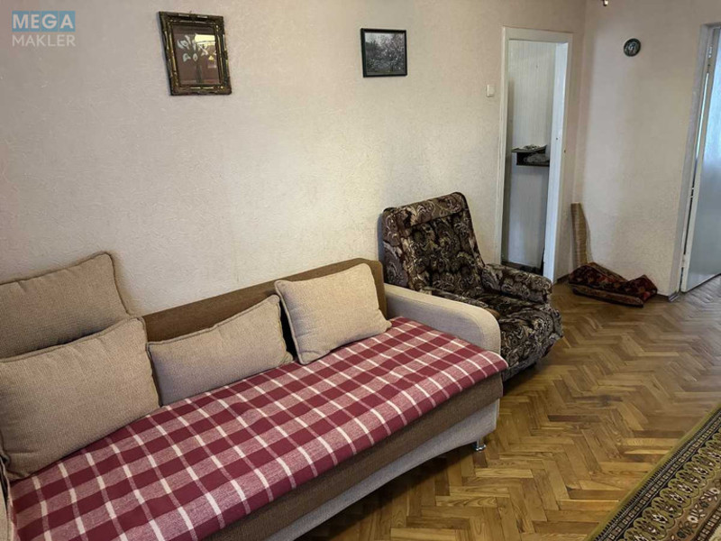 Продаж 2 кімнатної квартири (46/30/7,7), 3 пов. 5 пов. будинку, <a class="location-link" href="/kiev/" title="Недвижимость Київ">Київ</a>, <a class="location-link" href="/kiev/solomenskij/" title="Недвижимость Солом'янський район">Солом'янський р-н</a>, Волинська вул., 31 (изображение 4)