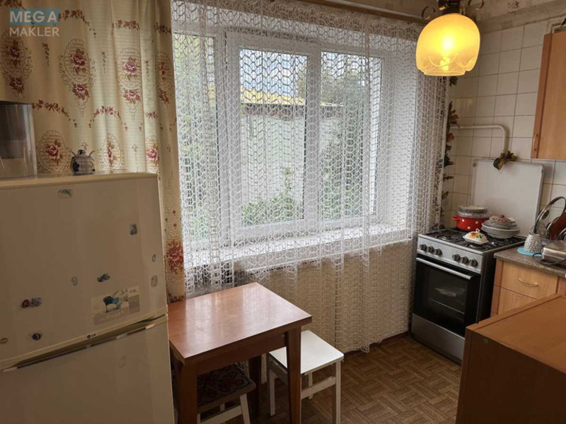 Продаж 2 кімнатної квартири (46/30/7,7), 3 пов. 5 пов. будинку, <a class="location-link" href="/kiev/" title="Недвижимость Київ">Київ</a>, <a class="location-link" href="/kiev/solomenskij/" title="Недвижимость Солом'янський район">Солом'янський р-н</a>, Волинська вул., 31 (изображение 10)