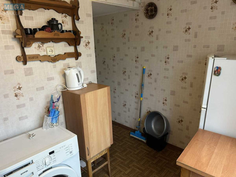 Продаж 2 кімнатної квартири (46/30/7,7), 3 пов. 5 пов. будинку, <a class="location-link" href="/kiev/" title="Недвижимость Київ">Київ</a>, <a class="location-link" href="/kiev/solomenskij/" title="Недвижимость Солом'янський район">Солом'янський р-н</a>, Волинська вул., 31 (изображение 12)