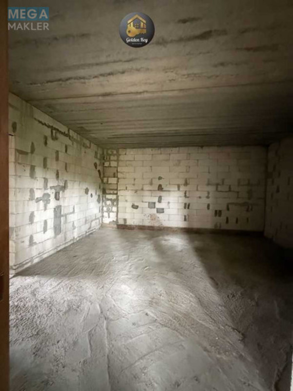 Продаж дома, 3&nbsp;поверху, 200&nbsp;кв.м, 5&nbsp;кімнат, ділянка 5&nbsp;соток, <a class="location-link" href="/kiev/" title="Недвижимость Київ">Київ</a>, <a class="location-link" href="/kiev/darnickij/" title="Недвижимость Дарницький район">Дарницький р-н</a>, Лісова вул. (изображение 5)