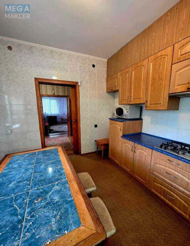Продаж дома, 2&nbsp;поверху, 246&nbsp;кв.м, 5&nbsp;кімнат, ділянка 26&nbsp;соток, <a class="location-link" href="/malaya-olshanka/" title="Недвижимость Мала Вільшанка">Мала Вільшанка</a>, <a class="location-link" href="/malaya-olshanka/darnickij/" title="Недвижимость Дарницкий район">Дарницкий р-н</a>, Польова (изображение 4)