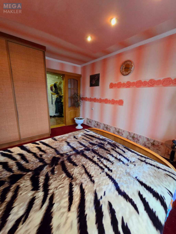 Продаж 2 кімнатної квартири (67/44/10), 8 пов. 10 пов. будинку, <a class="location-link" href="/belaya-tserkov/" title="Недвижимость Біла Церква">Біла Церква</a>, Академічний, 3 (изображение 9)