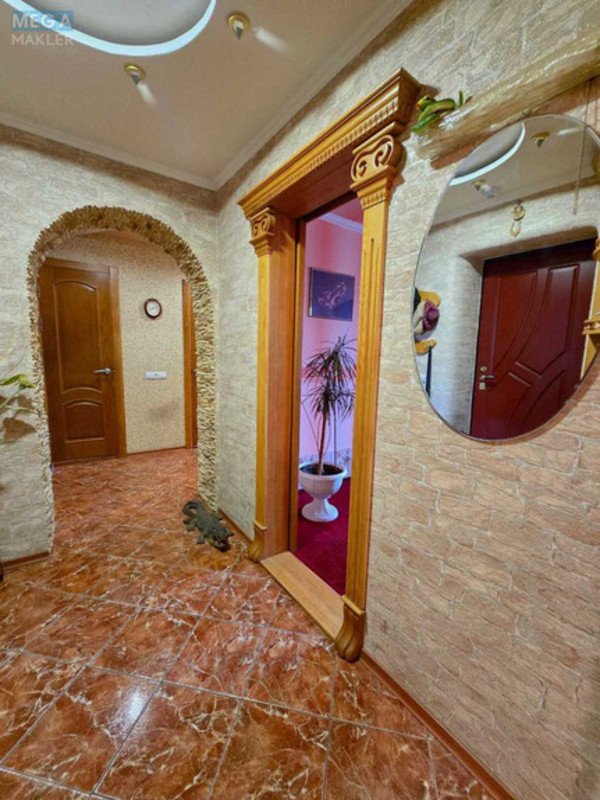 Продаж 2 кімнатної квартири (67/44/10), 8 пов. 10 пов. будинку, <a class="location-link" href="/belaya-tserkov/" title="Недвижимость Біла Церква">Біла Церква</a>, Академічний, 3 (изображение 10)