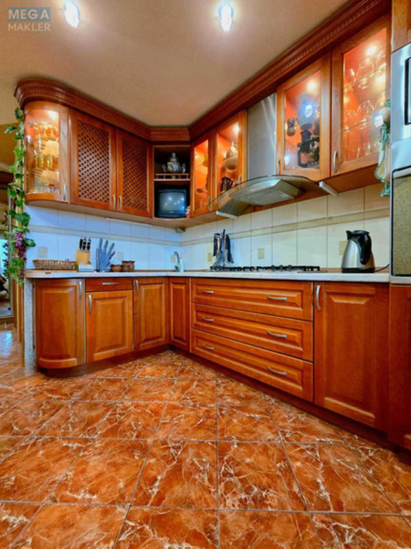 Продаж 2 кімнатної квартири (67/44/10), 8 пов. 10 пов. будинку, <a class="location-link" href="/belaya-tserkov/" title="Недвижимость Біла Церква">Біла Церква</a>, Академічний, 3 (изображение 21)