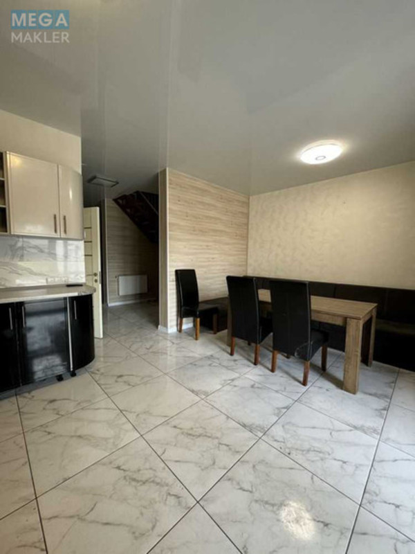 Продаж дома, 2&nbsp;поверху, 133&nbsp;кв.м, 4&nbsp;кімнати, ділянка 2&nbsp;сотки, <a class="location-link" href="/belaya-tserkov/" title="Недвижимость Біла Церква">Біла Церква</a>, Військбуд (изображение 4)