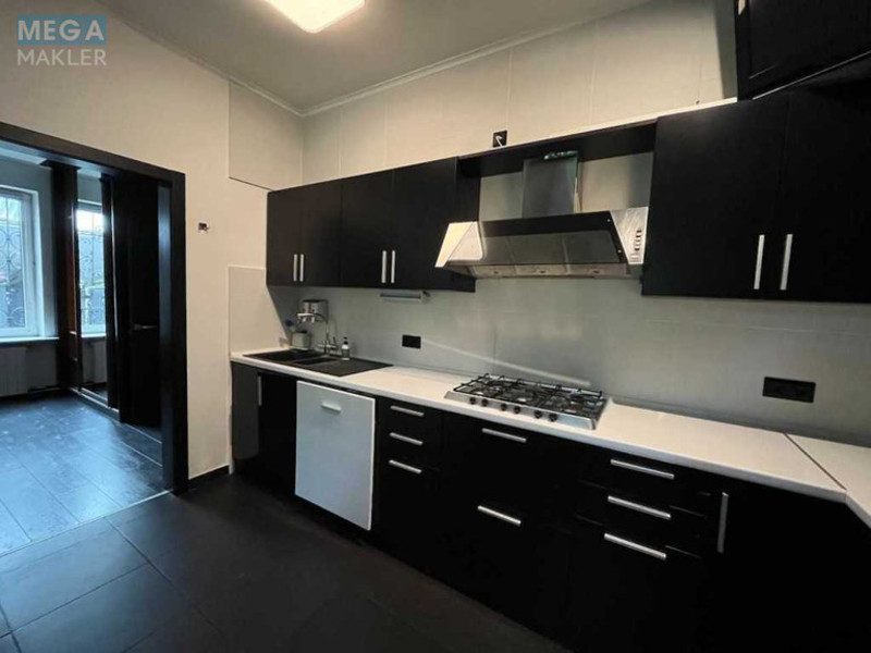 Продаж дома, 2&nbsp;поверху, 165&nbsp;кв.м, 4&nbsp;кімнати, ділянка 3&nbsp;сотки, <a class="location-link" href="/kiev/" title="Недвижимость Київ">Київ</a>, <a class="location-link" href="/kiev/shevchenkovskij/" title="Недвижимость Шевченківський район">Шевченківський р-н</a>, Тешебаєва вул. (изображение 8)